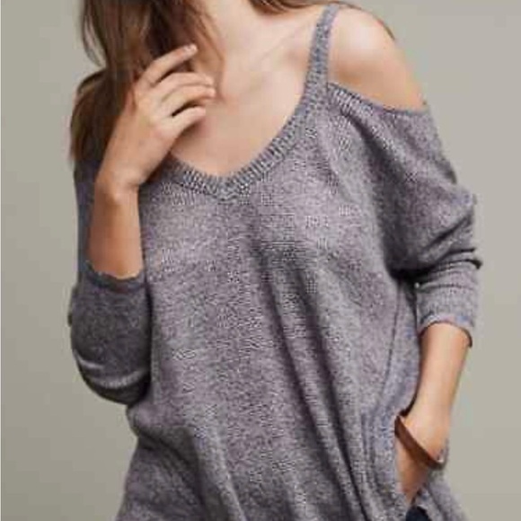 ANTHROPOLOGIE Deletta Millipa Cold Shoulder Pullover Sweater Navy Size Small - Picture 1 of 11